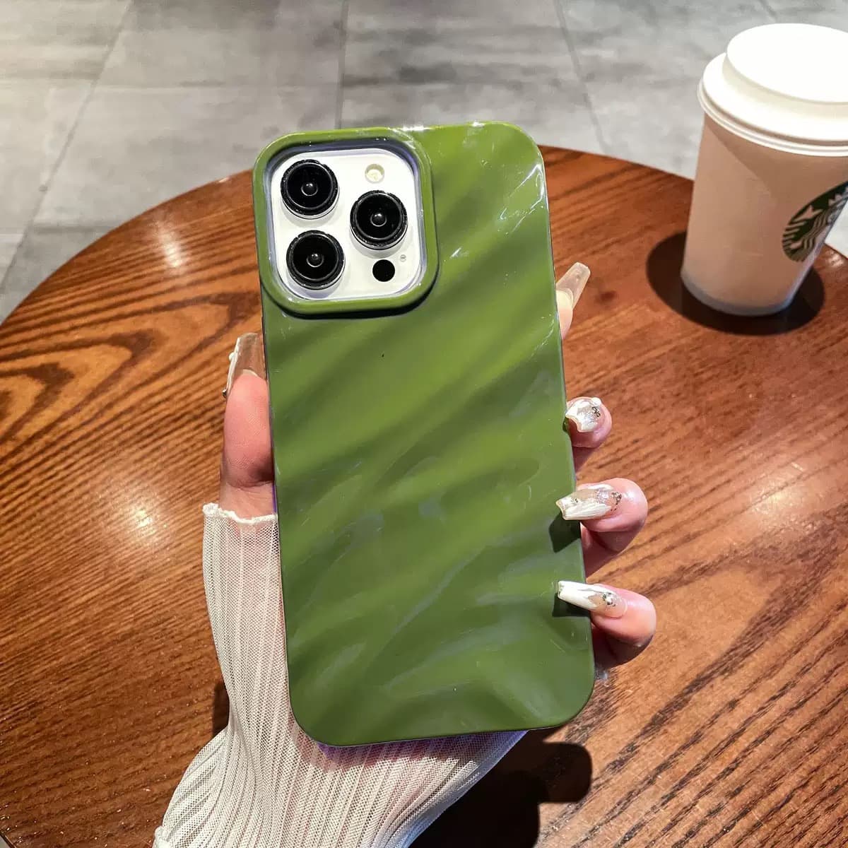 بريق الموج الأخضر 💚